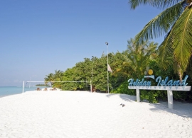 Holiday island resort, Maledivy - pláž