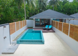 Sun island resort - plážová vila s bazénem