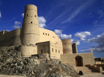 Dovolená v Ománu - pevnost Bahla